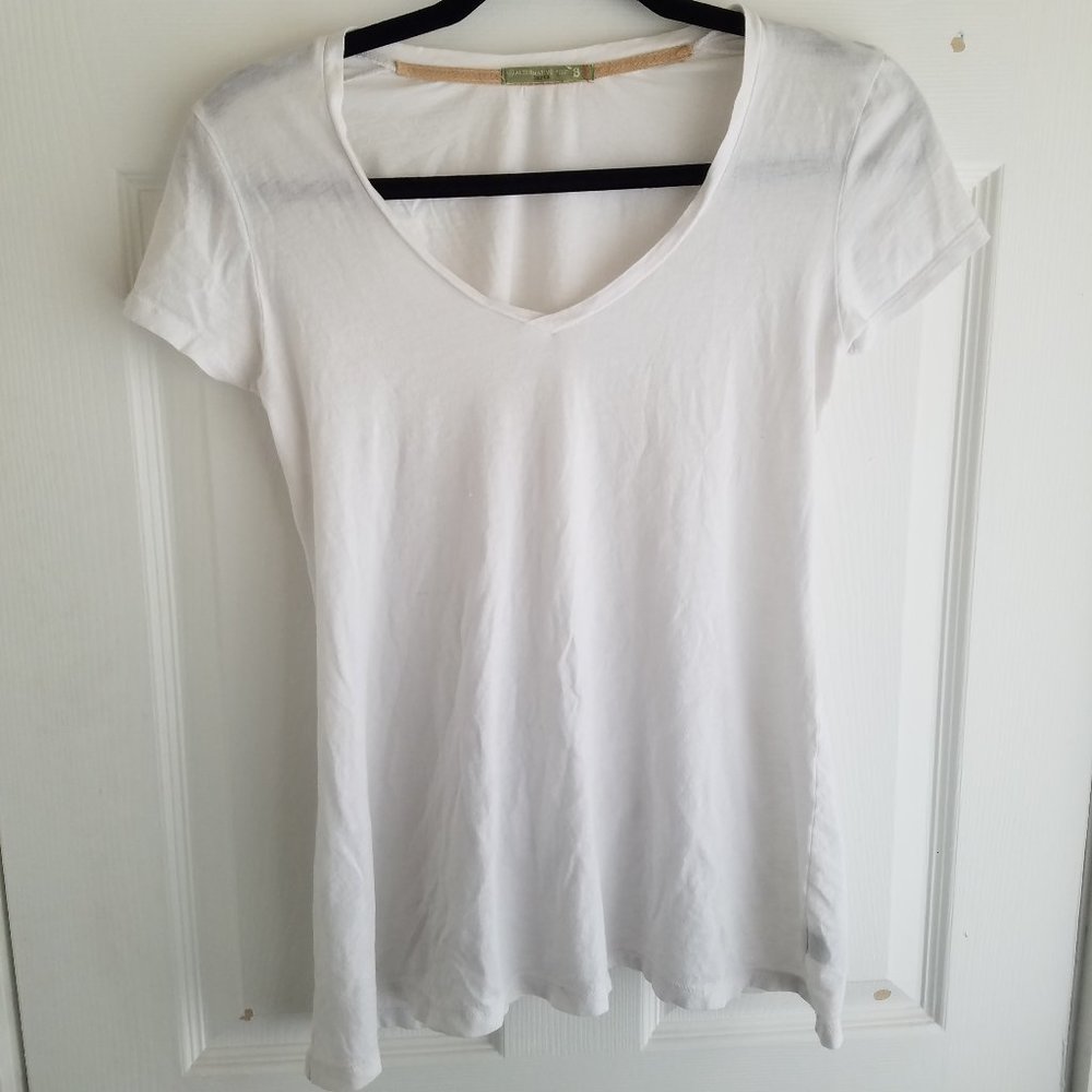 sheer sustainable basic white tee